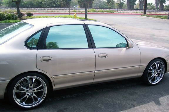 Reflective Mirror Like Car Window Film Tinting Services