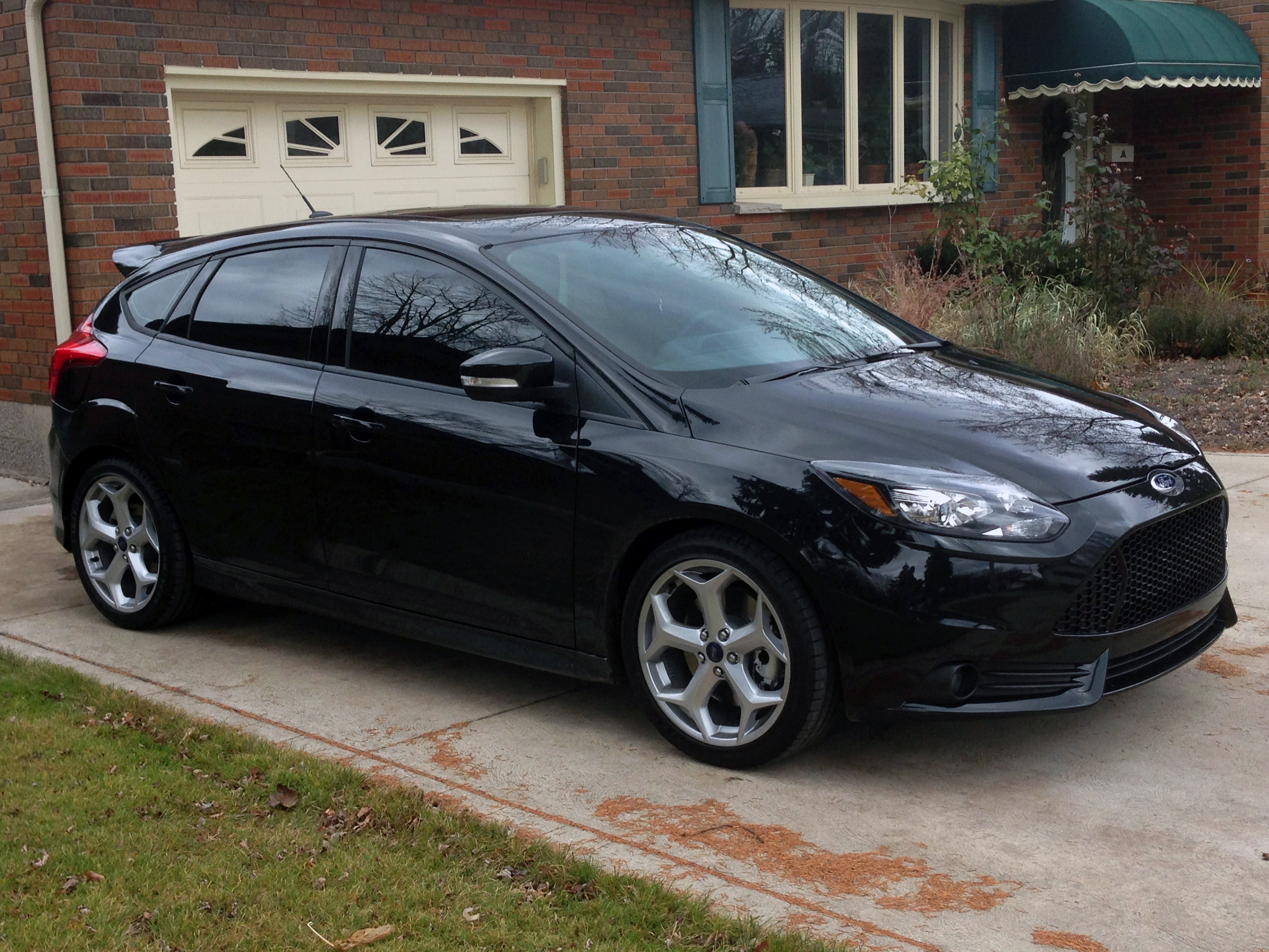 Black / Dark Car Window Tint Chicago, IL