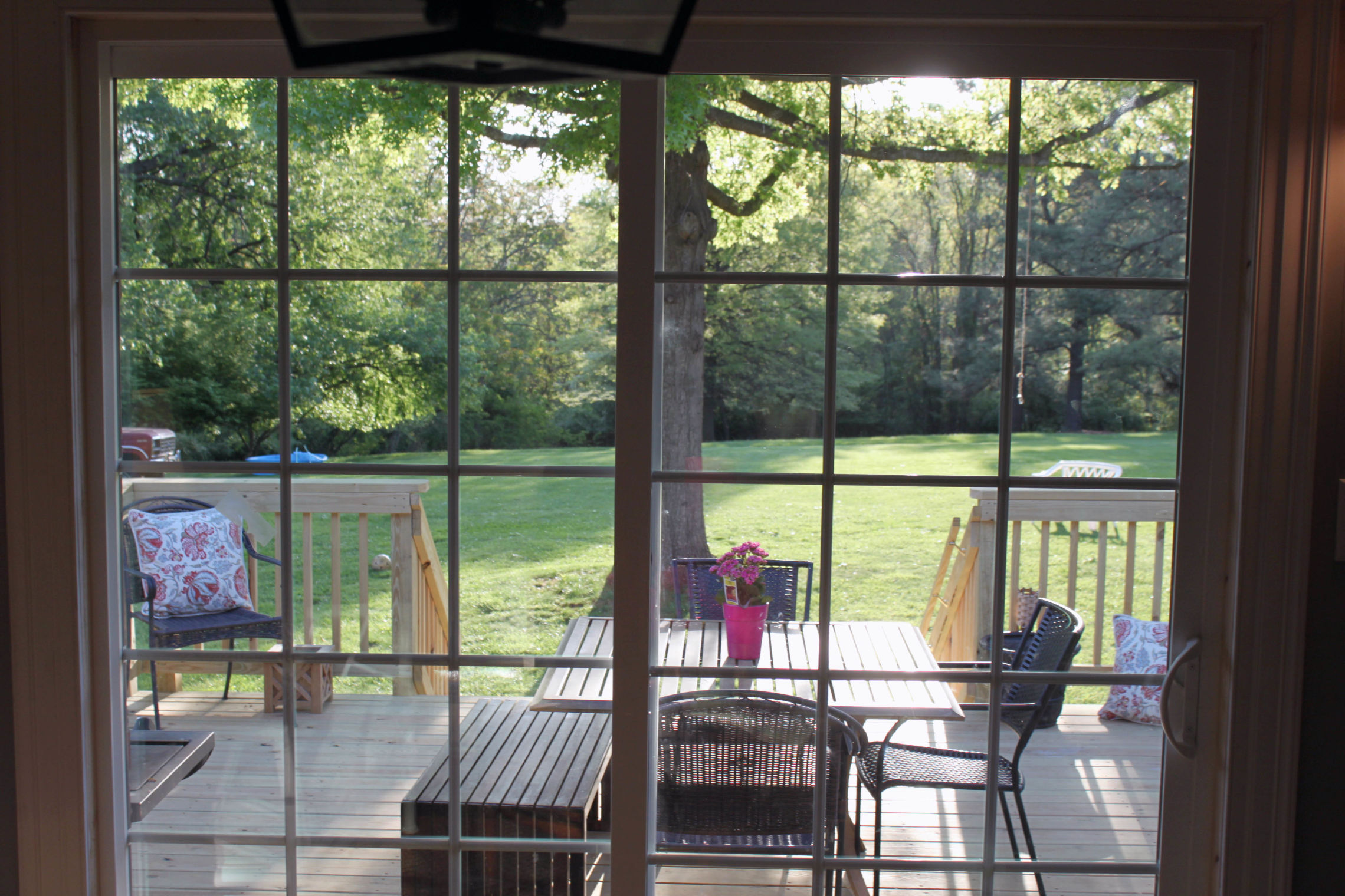 Antiglare Control Reflective Home Window Film Installation