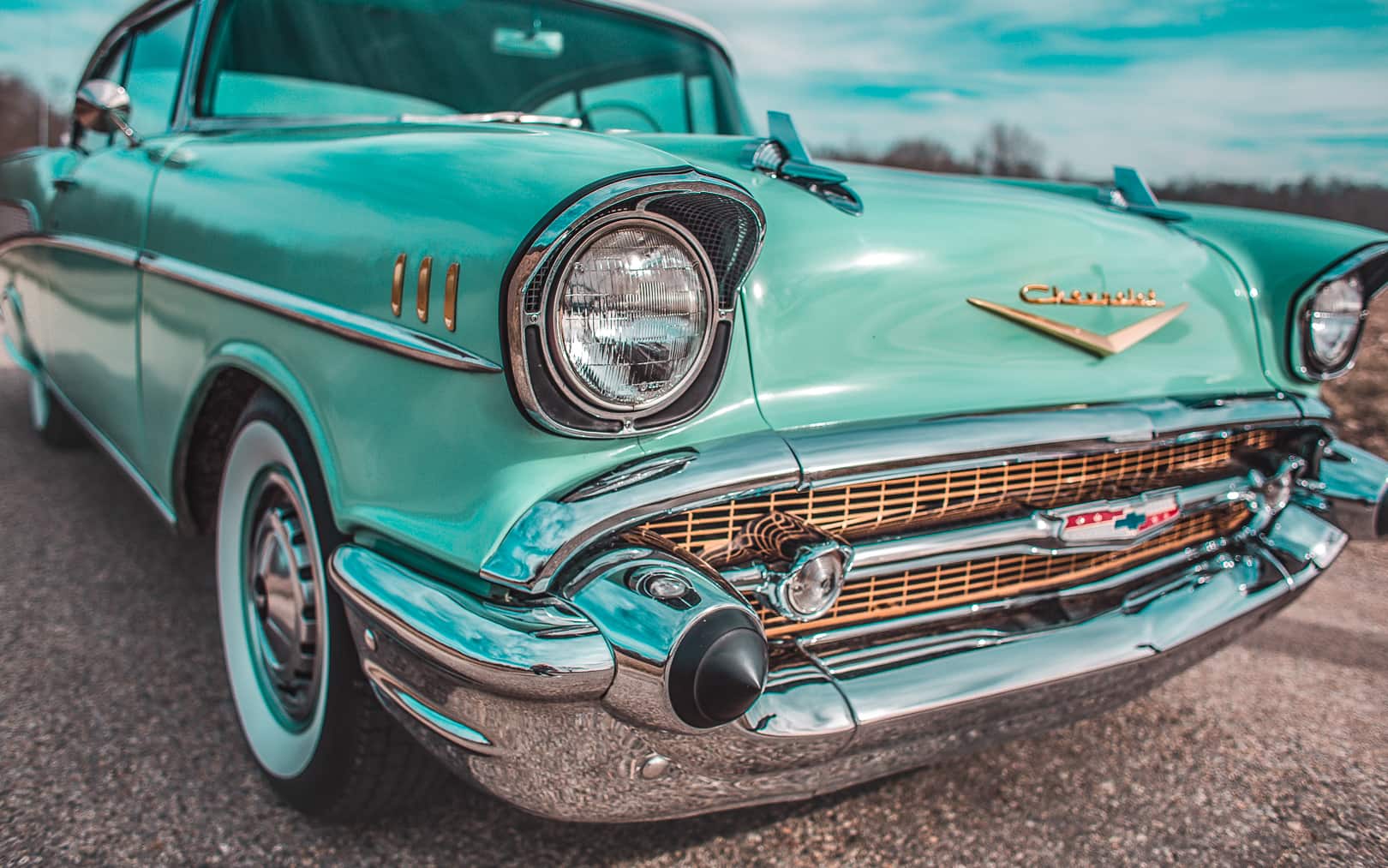 Make Your Classy Ride Truly Stand Out with Vintage Vinyl Wrapping