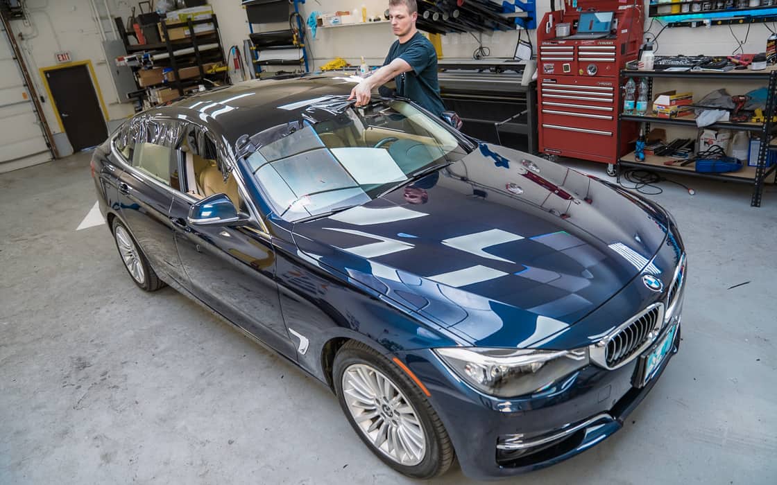 Car Roof Vinyl Wrap in Chicago: Pimp Up Your Ride in Just 2 Hours!