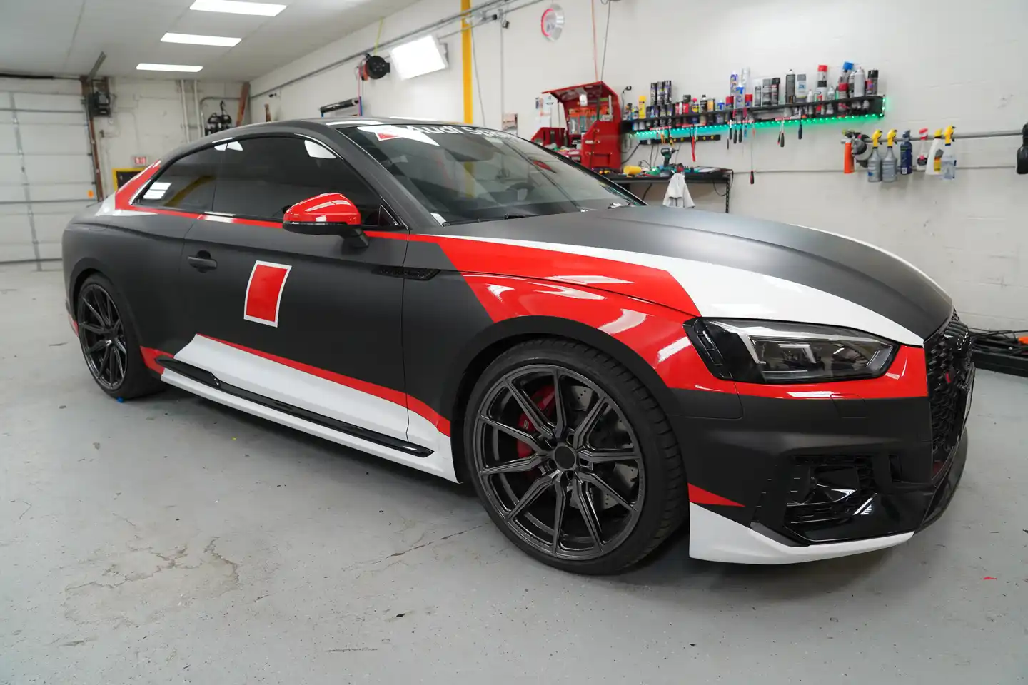Race Car Vinyl Wrap for Racing Sponsors and Visual Appeal