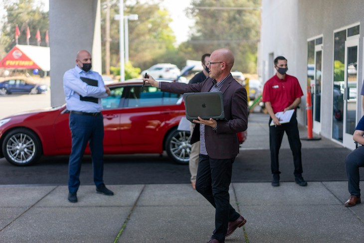 image of car salesman at dealership